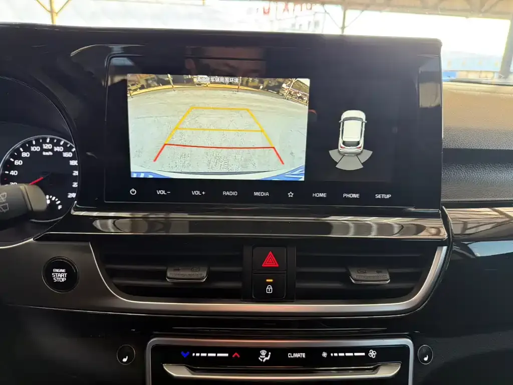Kia KX3 2022 из CN, фото 8