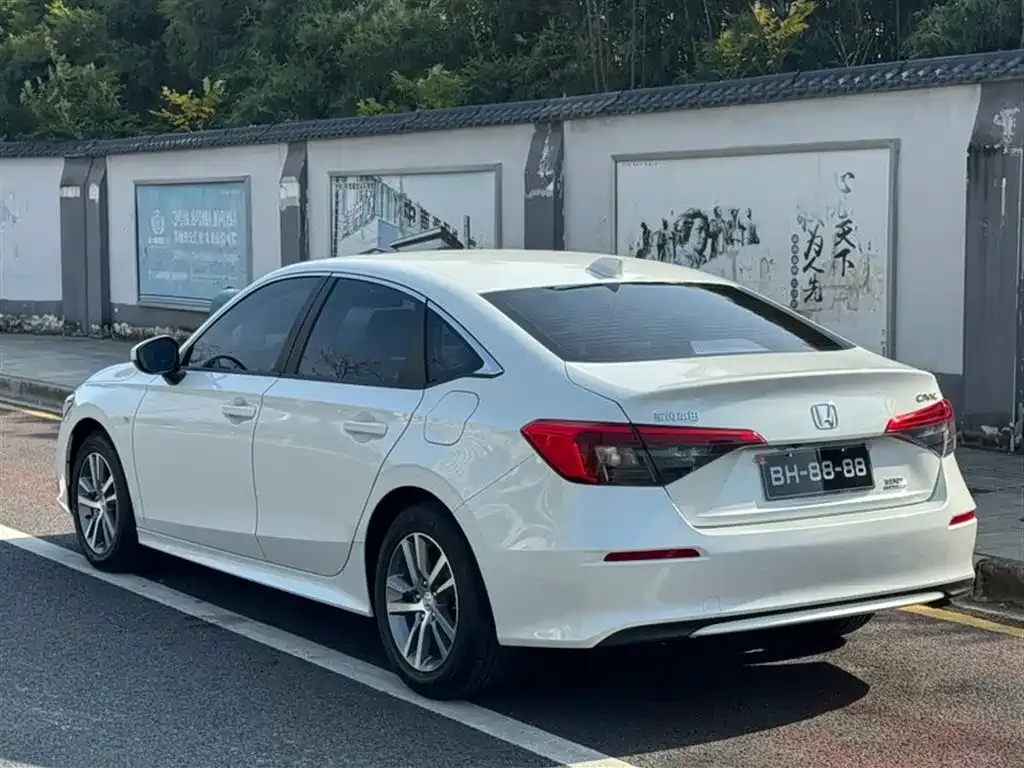 Honda Civic — фото 5