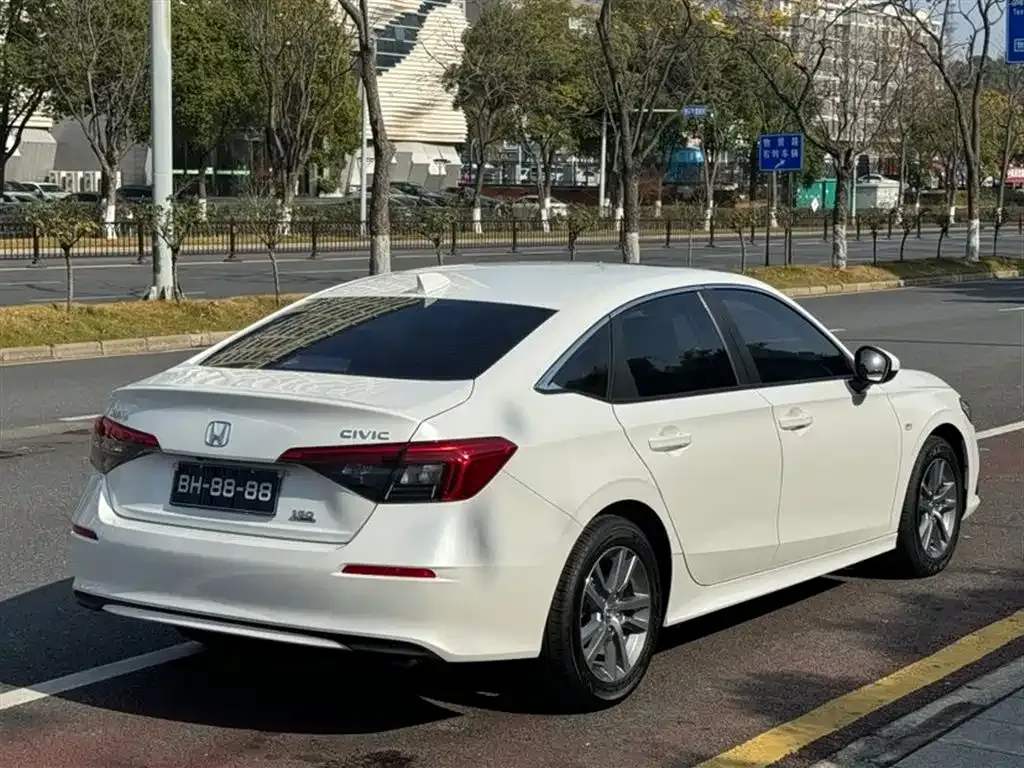 Honda Civic — фото 4