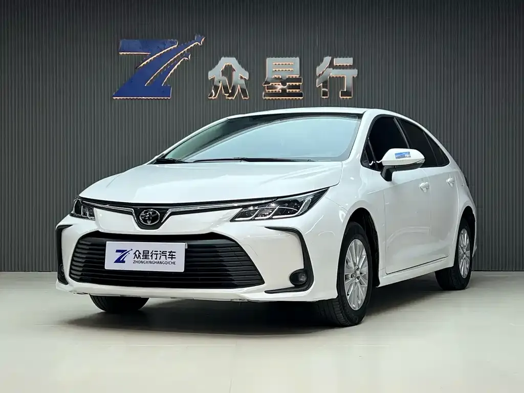 Toyota Corolla 2022 из CN, фото 1