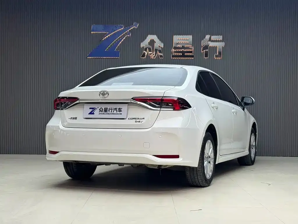 Toyota Corolla 2022 из CN, фото 3
