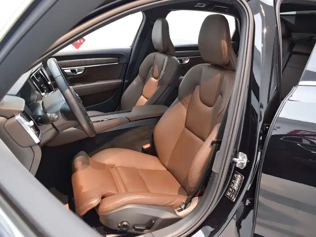 Volvo S90 2021 из CN, фото 9