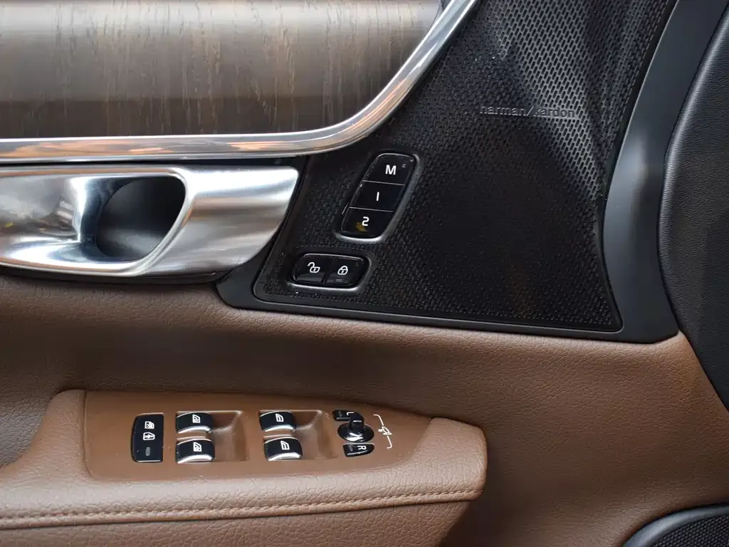Volvo S90 2021 из CN, фото 5