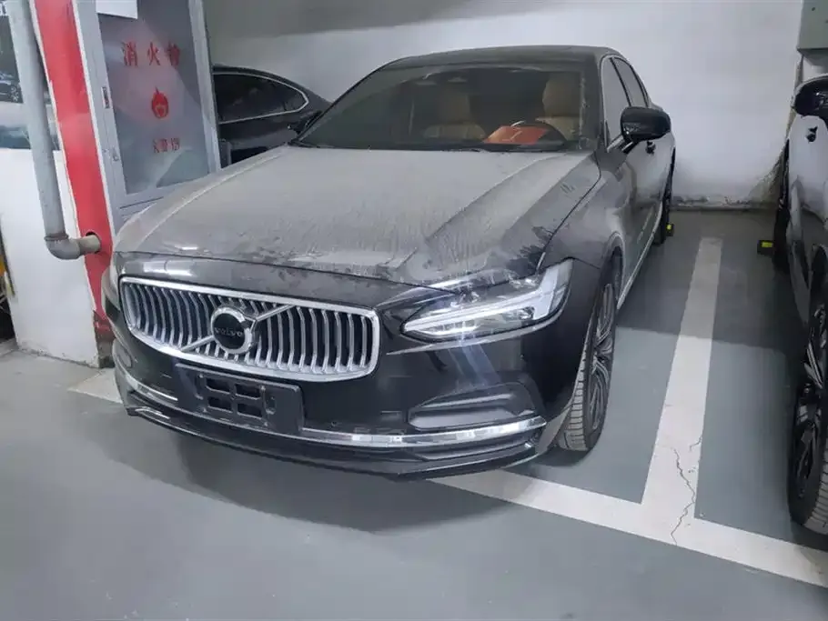 Volvo S90 2025 из CN, фото 1
