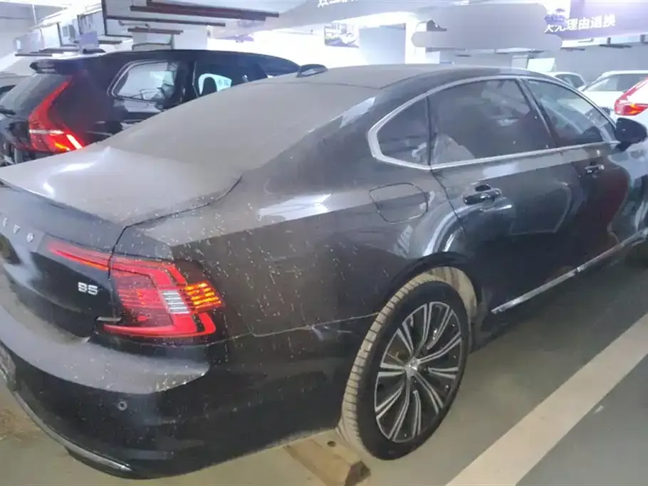 Volvo S90 2025 из CN, фото 10