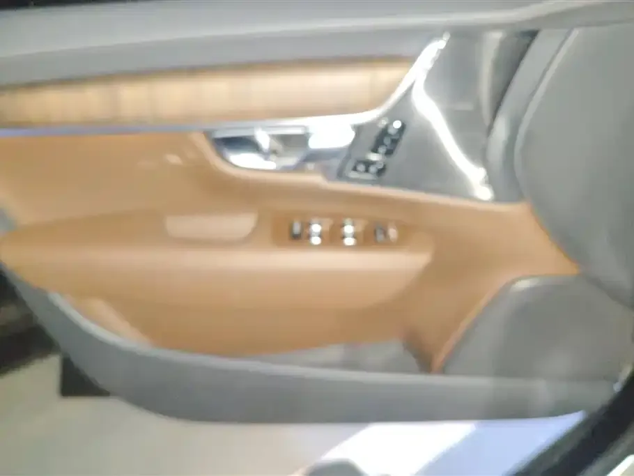 Volvo S90 2025 из CN, фото 9