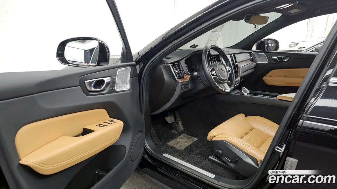 Volvo XC60 2022 из KR, фото 6