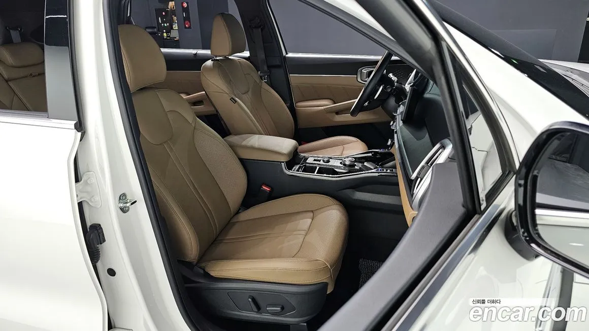 Kia Sorento — фото 5