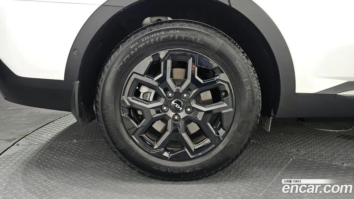 Kia Sorento — фото 6