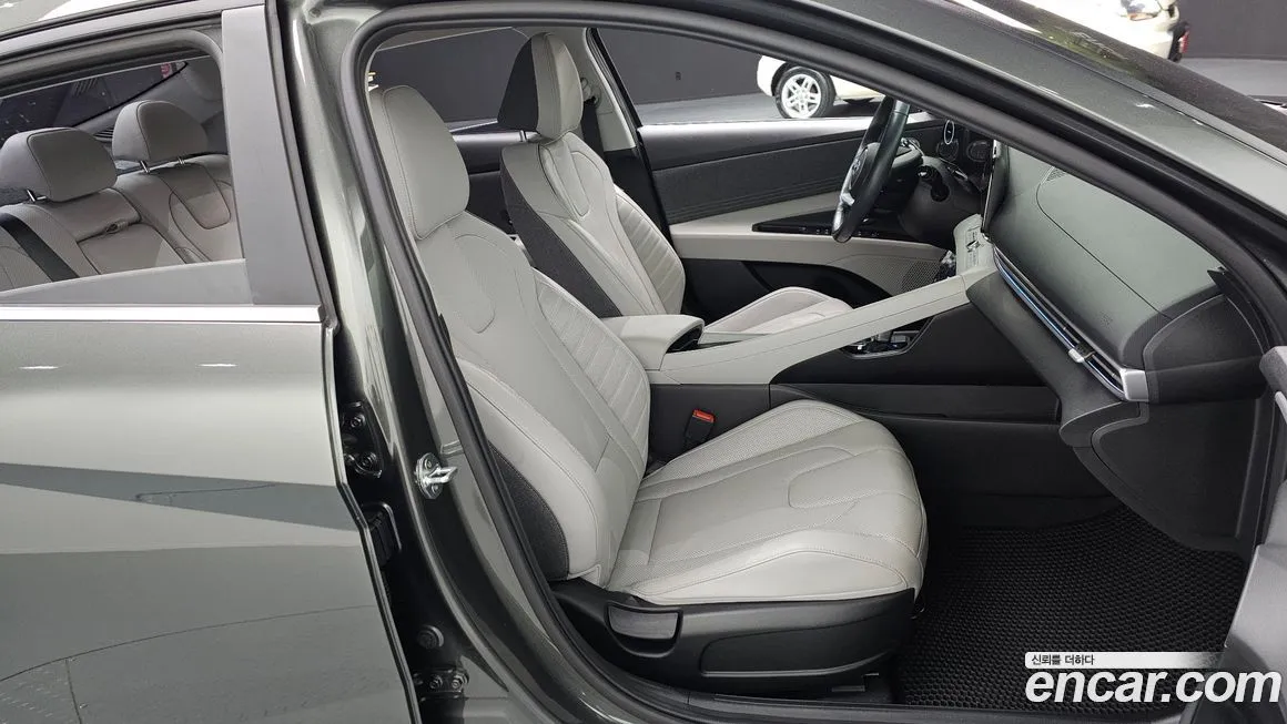 Hyundai AVANTE — фото 9