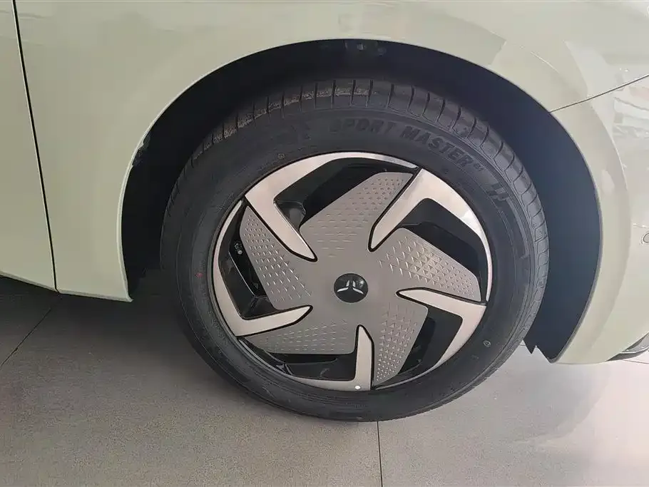 Hongqi EH7 2025 из CN, фото 3