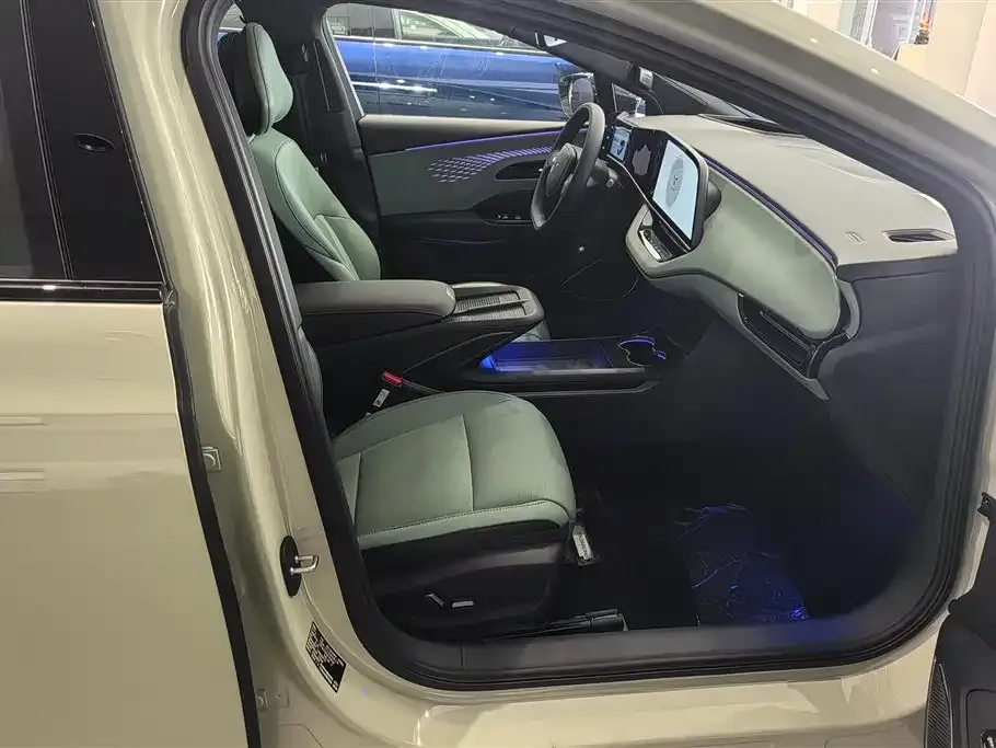 Hongqi EH7 2025 из CN, фото 9