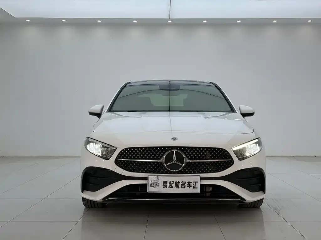 Mercedes-Benz A-Class 2024 из CN, фото 4