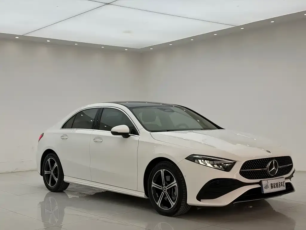 Mercedes-Benz A-Class 2024 из CN, фото 7