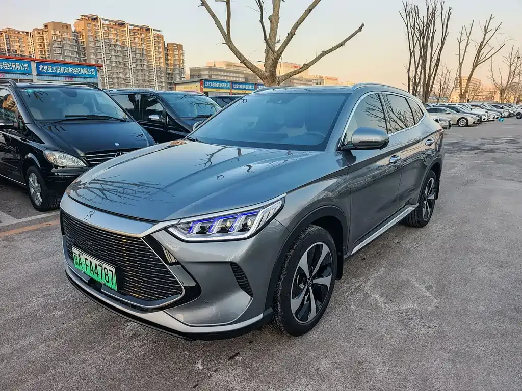BYD PLUS New Energy — фото 1