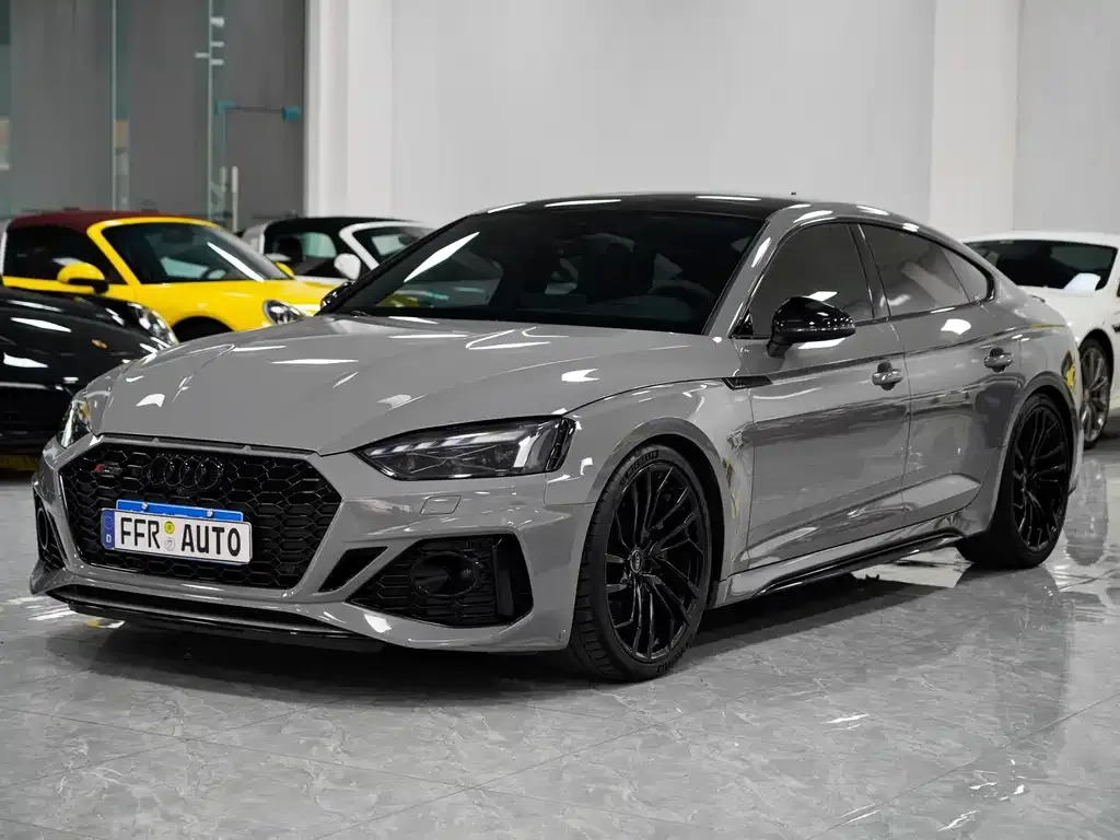 Audi RS 5 — фото 1