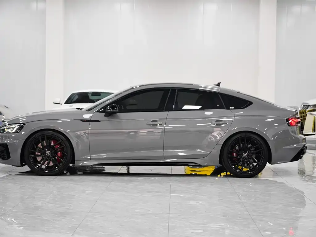 Audi RS 5 — фото 7