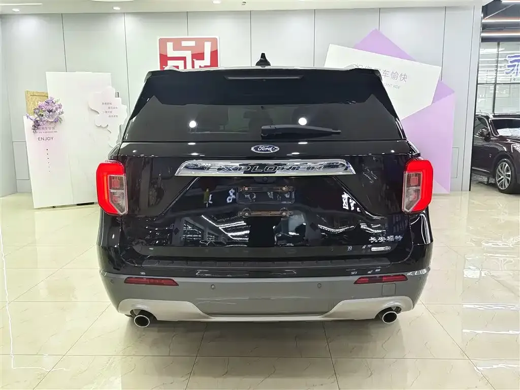 Ford Explorer 2021 из CN, фото 2