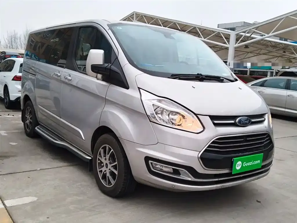 Ford Tourneo 2023 из CN, фото 9