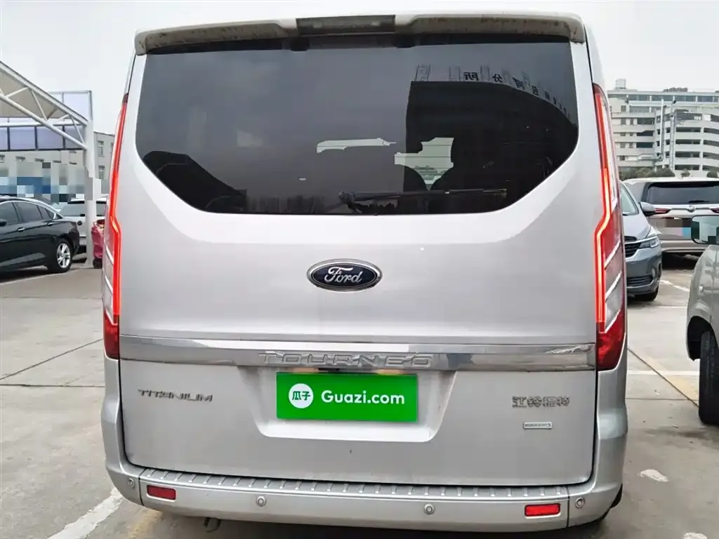 Ford Tourneo 2023 из CN, фото 6