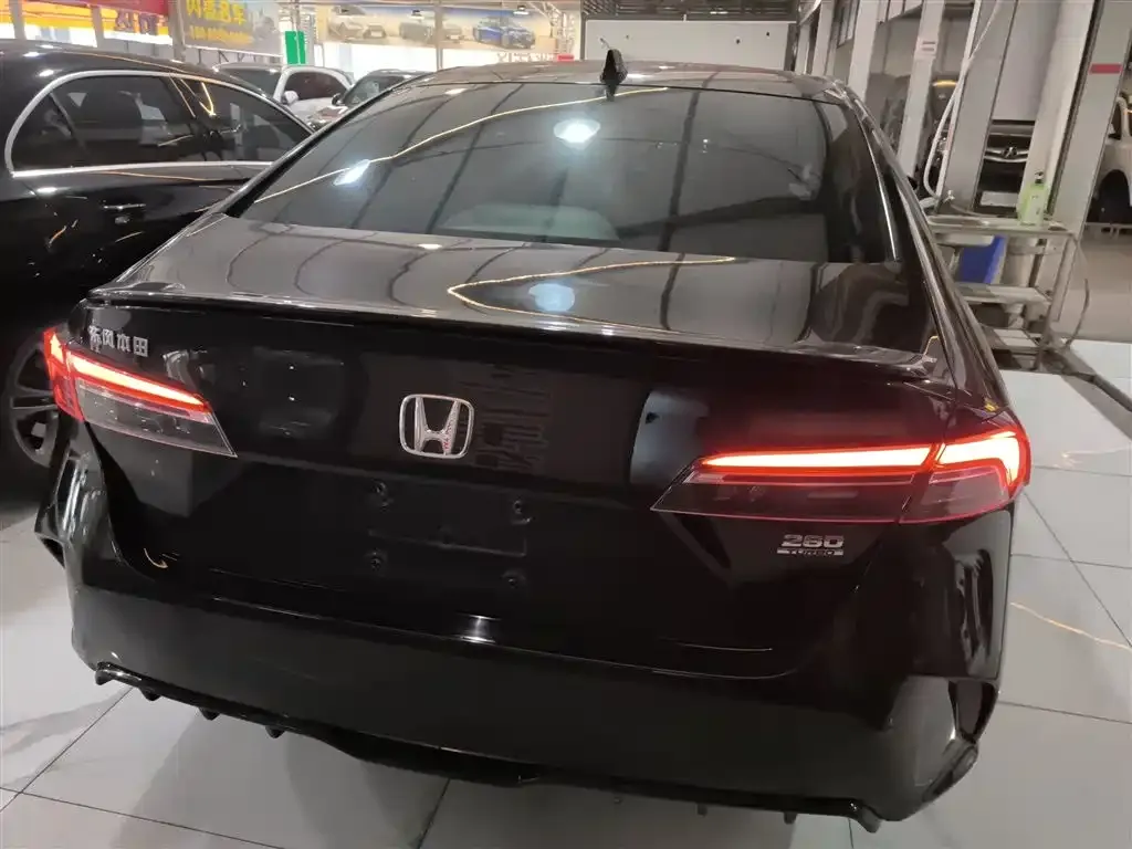 Honda Inspire 2024 из CN, фото 8