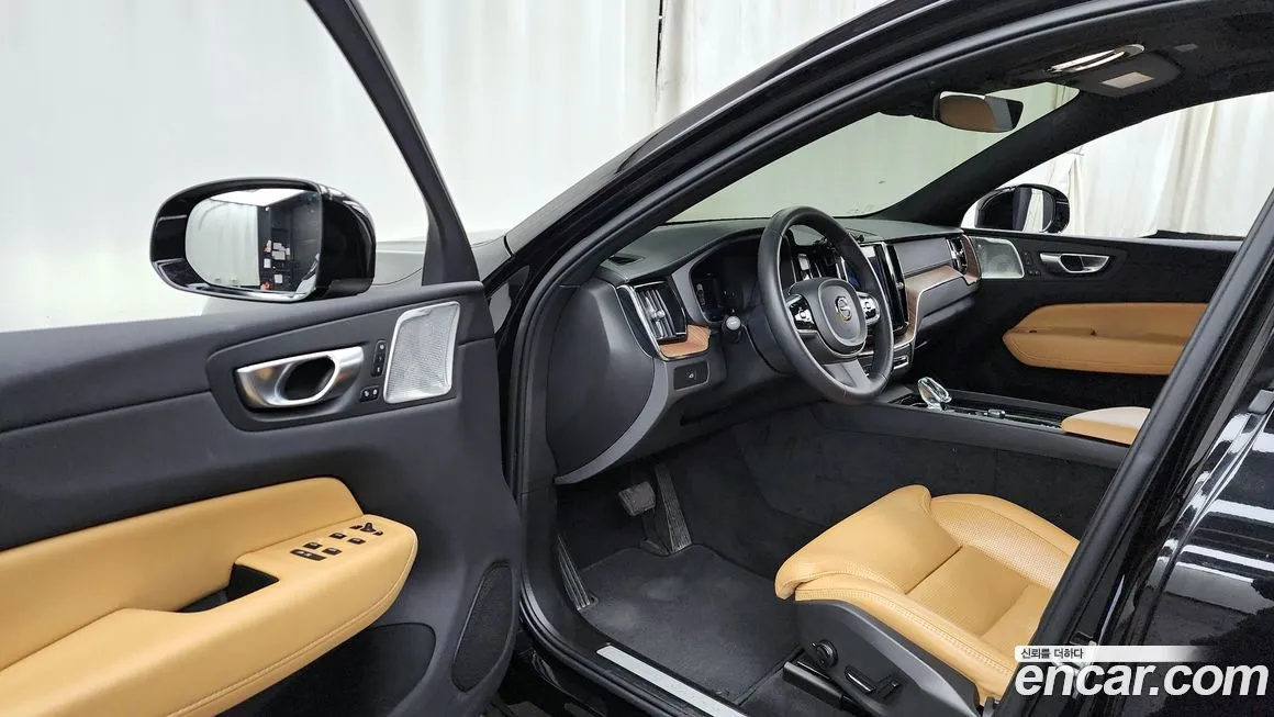 Volvo XC60 2024 из KR, фото 10