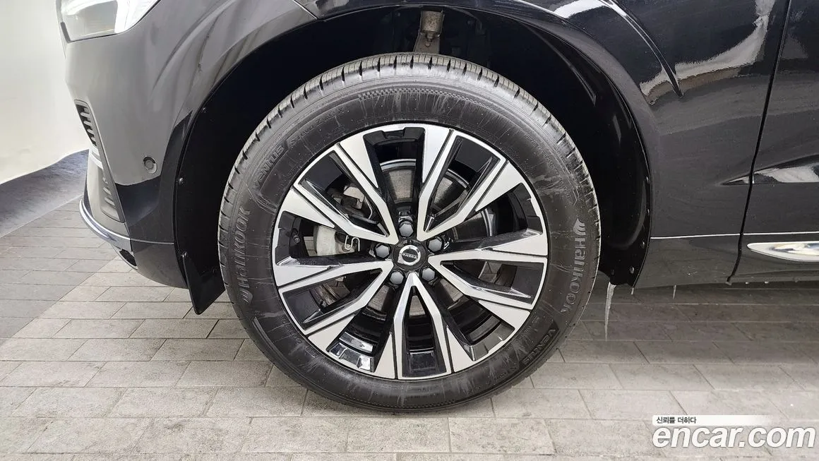 Volvo XC60 2024 из KR, фото 8