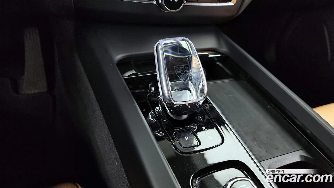 Volvo XC60 2024 из KR, фото 6