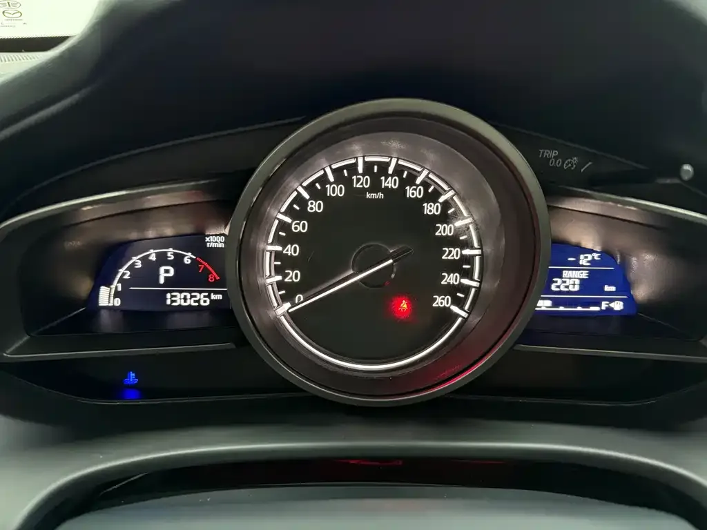 Mazda CX-4 2023 из CN, фото 4