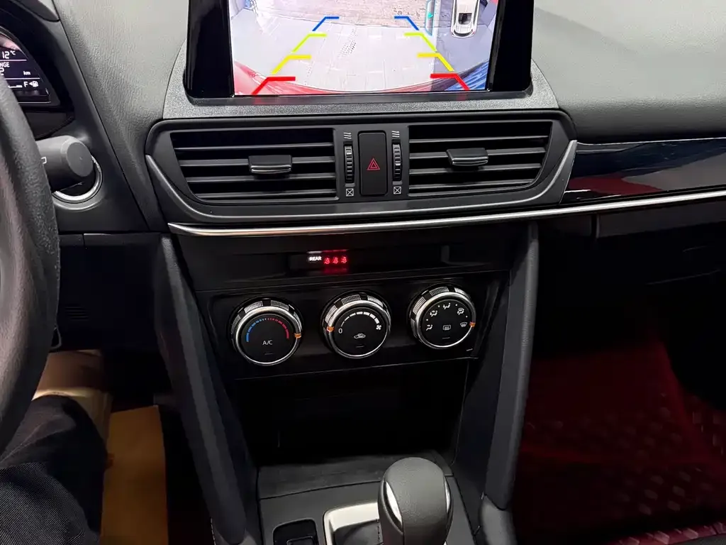 Mazda CX-4 2023 из CN, фото 10