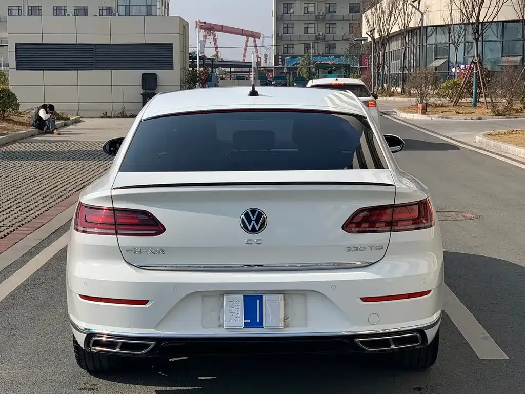 Volkswagen CC — фото 5