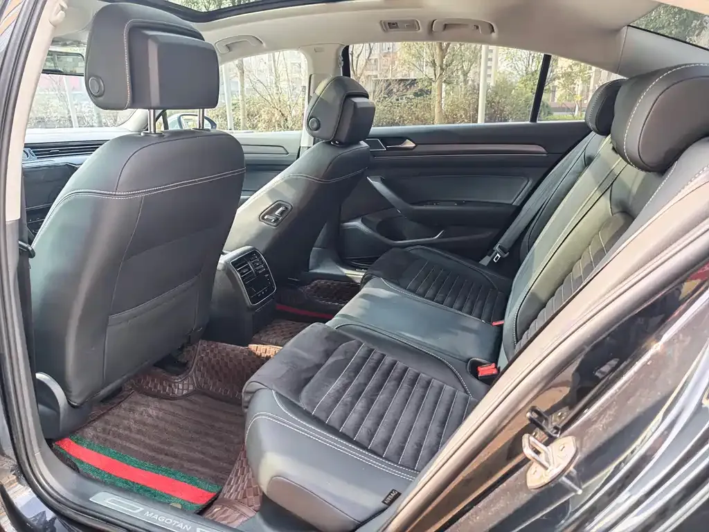 Volkswagen Magotan 2021 из CN, фото 2