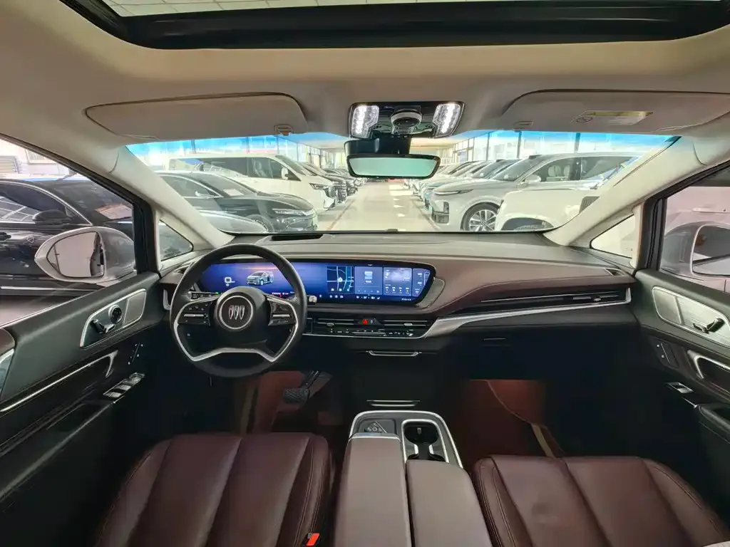 Buick Century 2023 из CN, фото 7