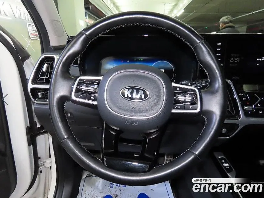 Kia Sorento — фото 5
