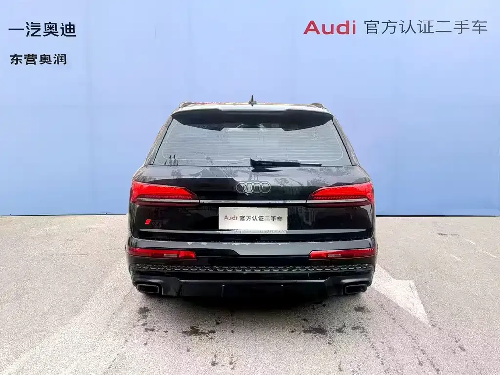 Audi Q7 2025 из CN, фото 2