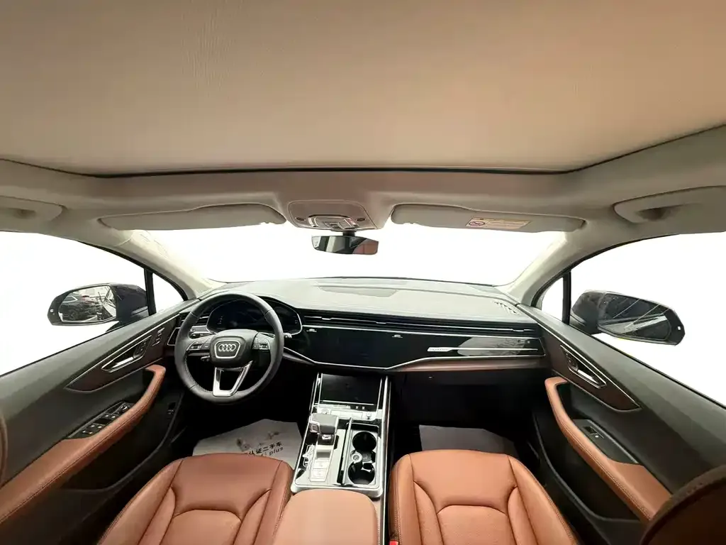 Audi Q7 2025 из CN, фото 8