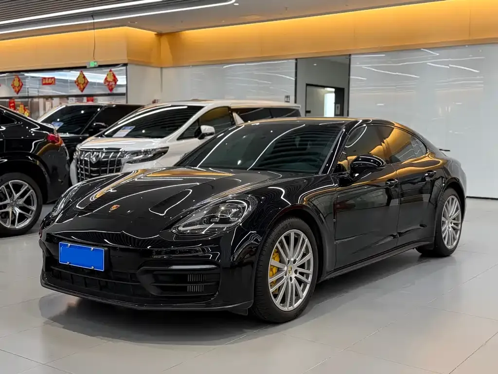 Porsche Panamera 2023 из CN, фото 1