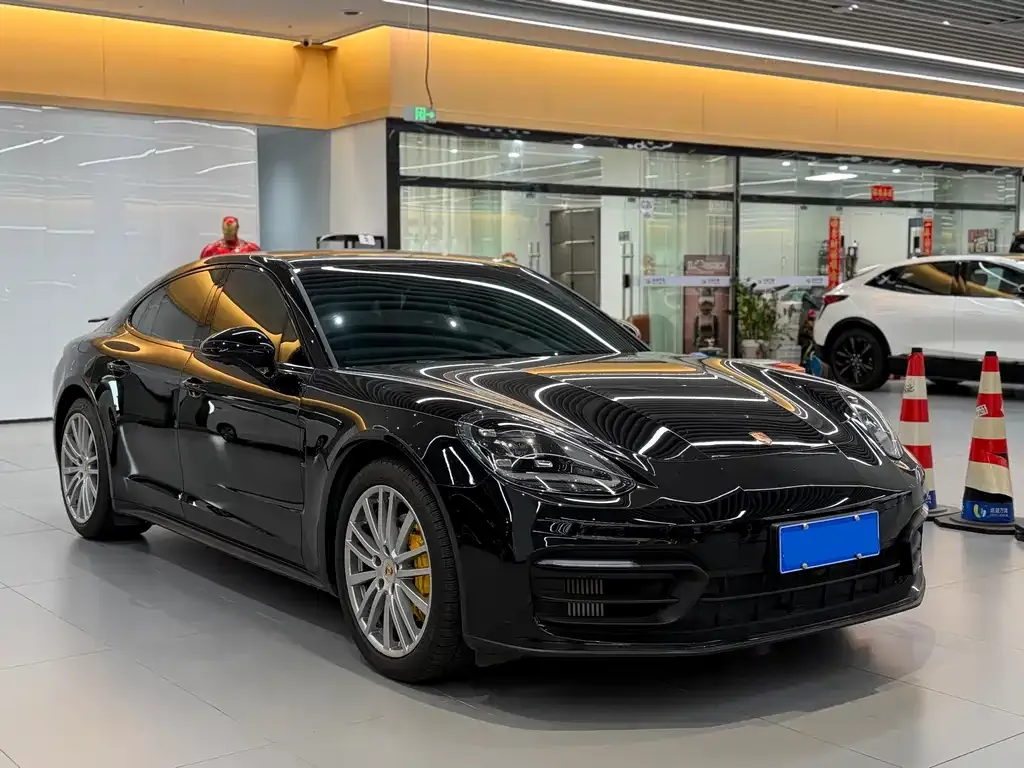 Porsche Panamera 2023 из CN, фото 7