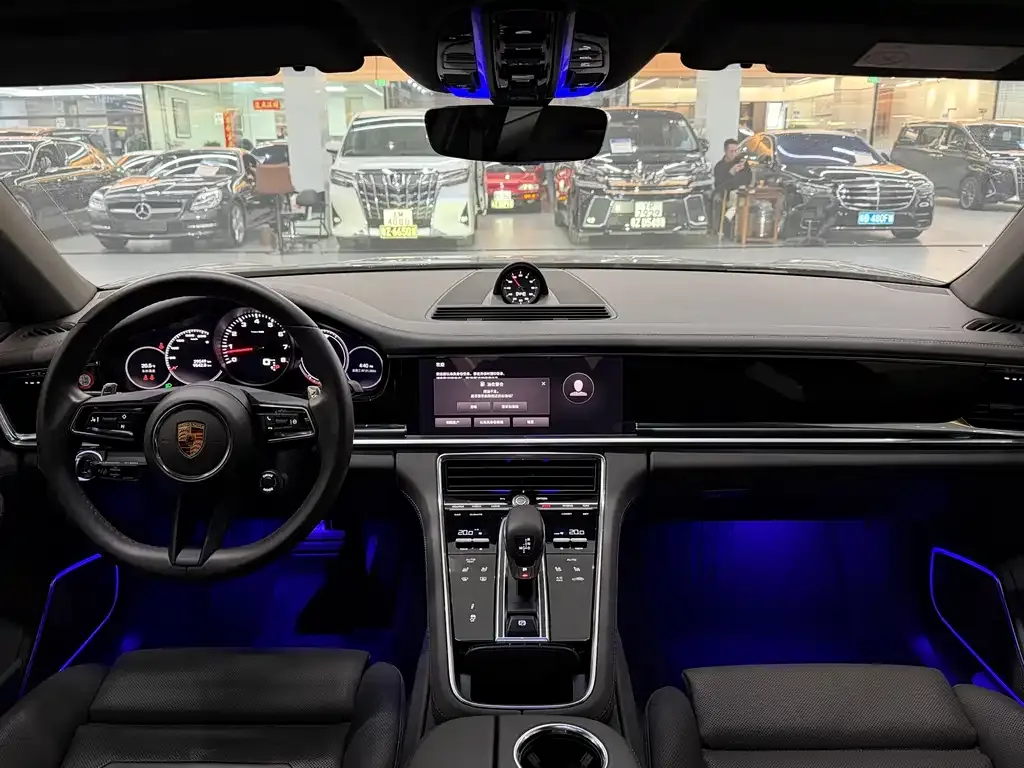 Porsche Panamera 2023 из CN, фото 2