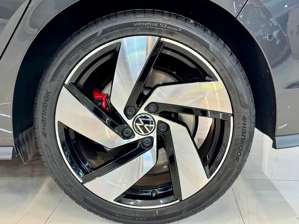 Volkswagen Golf GTI 2022 из CN, фото 2