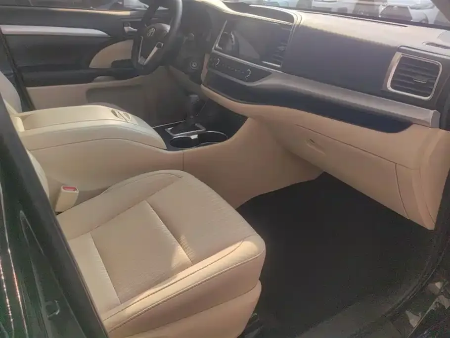 Toyota Highlander 2021 из CN, фото 8