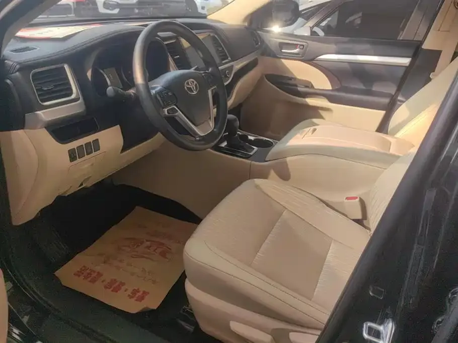 Toyota Highlander 2021 из CN, фото 5