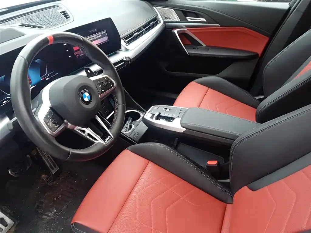 BMW X1 M35Li — фото 10