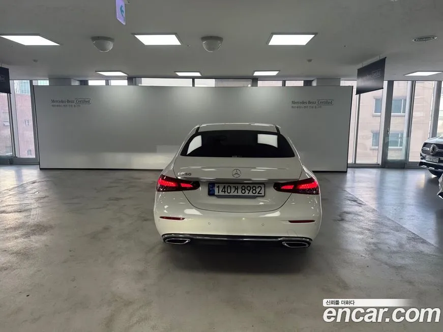 Mercedes-Benz E-Class 2023 из KR, фото 2