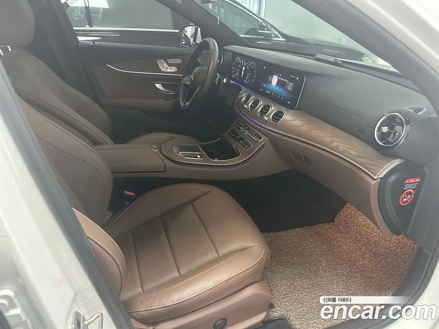 Mercedes-Benz E-Class 2023 из KR, фото 8