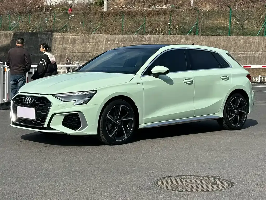 Audi A3 2022 из CN, фото 1