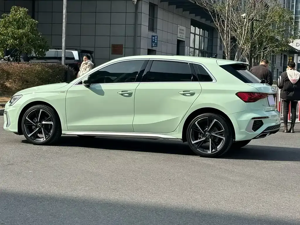 Audi A3 2022 из CN, фото 8