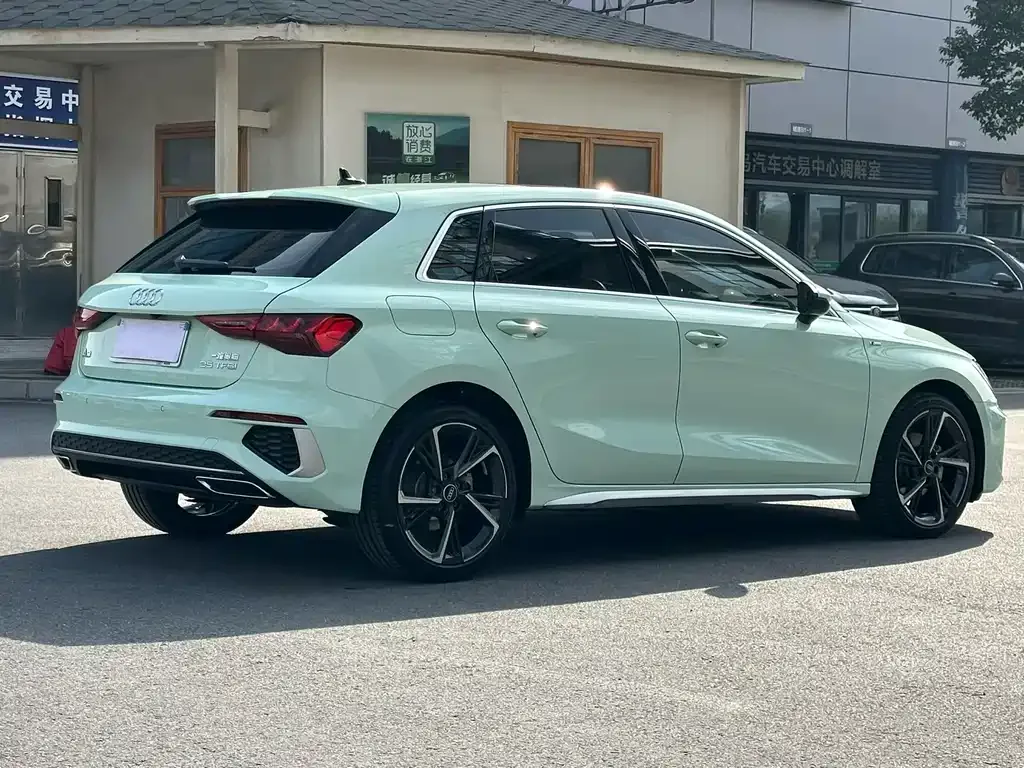 Audi A3 2022 из CN, фото 7