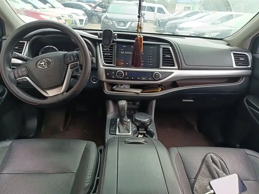 Toyota Highlander 2022 из CN, фото 9
