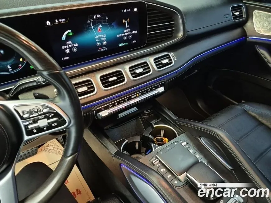 Mercedes-Benz GLS-Class — фото 10